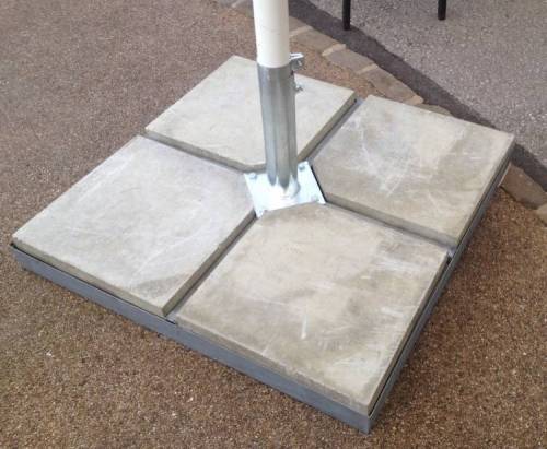 Surface MDT Umbrella Base And 4 Concrete Blocks x 35kg