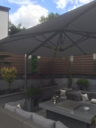 Uhlmann Side Arm Umbrellas